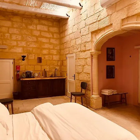 Talbot House By Talbot & Bons Apartment Luqa